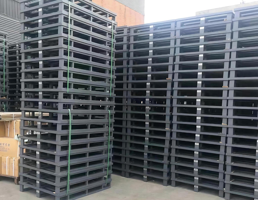 Pallet Logam